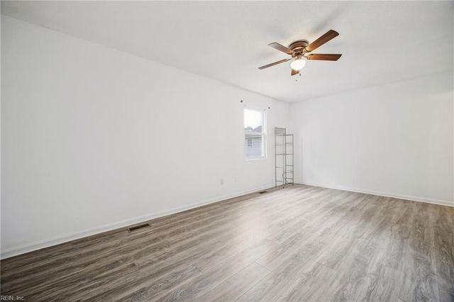 1183 Meadow Sage LN, Virginia Beach, VA 23464