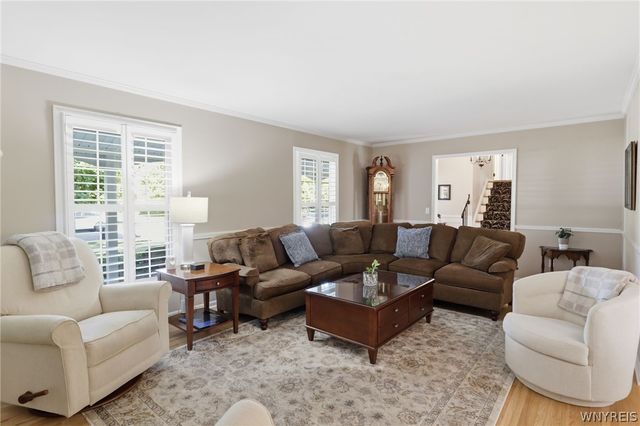 186 Bridle Path, Amherst, NY 14221