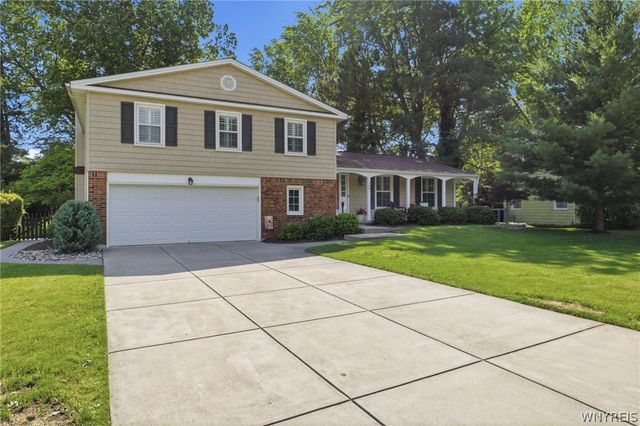 186 Bridle Path, Amherst, NY 14221