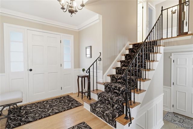 186 Bridle Path, Amherst, NY 14221