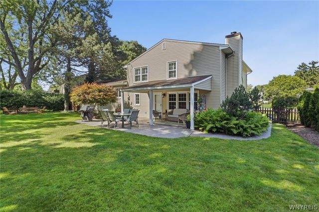 186 Bridle Path, Amherst, NY 14221