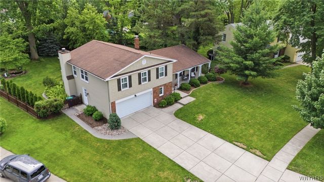 186 Bridle Path, Amherst, NY 14221