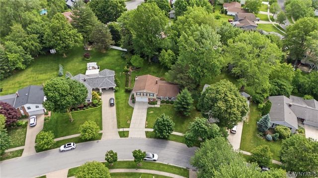 186 Bridle Path, Amherst, NY 14221
