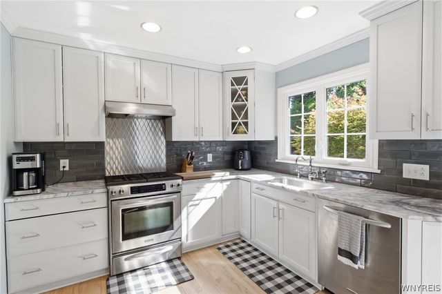 186 Bridle Path, Amherst, NY 14221