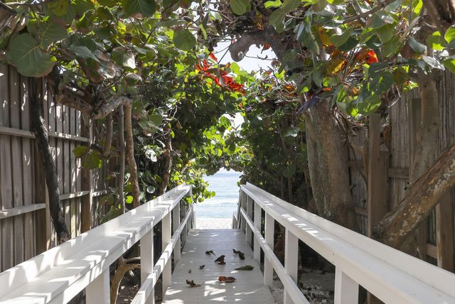 3604 S Ocean Boulevard 102, Highland Beach, FL 33487