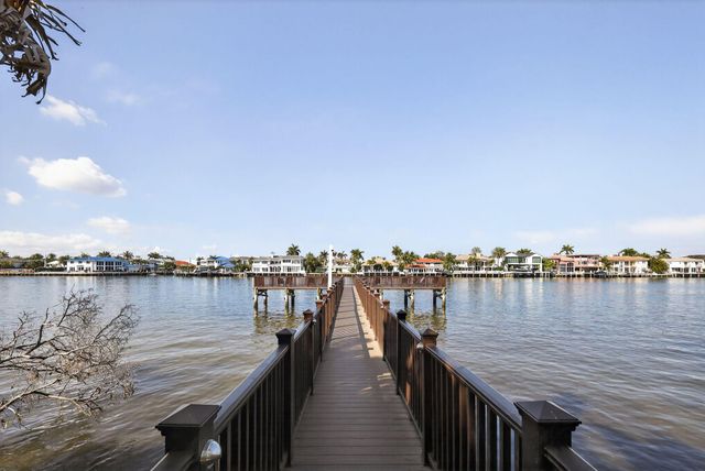 3604 S Ocean Boulevard 102, Highland Beach, FL 33487