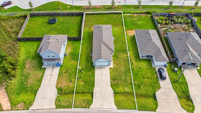 2012 Road 5714, Cleveland, TX 77327