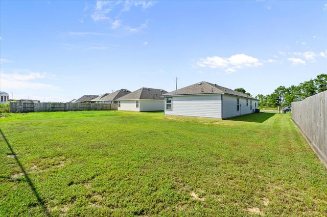2012 Road 5714, Cleveland, TX 77327