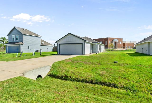 2012 Road 5714, Cleveland, TX 77327