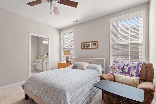 1702 Patriot Street, Shorewood, IL 60404