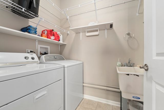 1702 Patriot Street, Shorewood, IL 60404