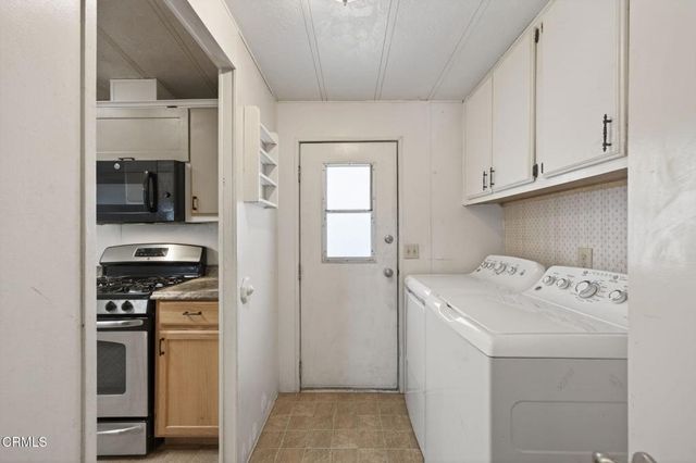 372 Hadley Drive -, Ventura, CA 93003