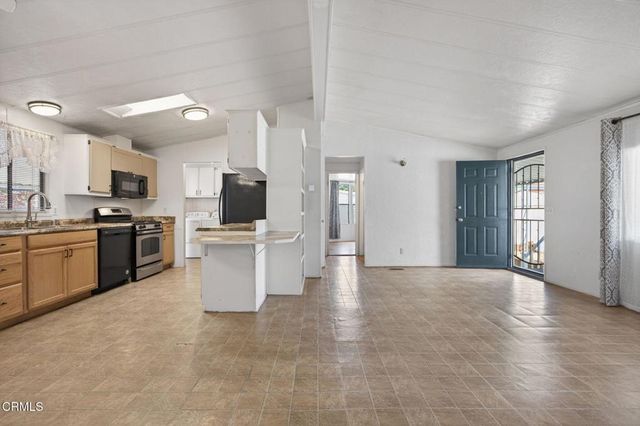 372 Hadley Drive -, Ventura, CA 93003