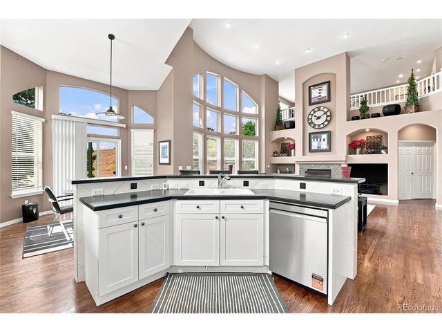 6072 Vacquero Dr, Castle Rock, CO 80108
