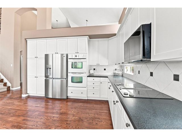 6072 Vacquero Dr, Castle Rock, CO 80108