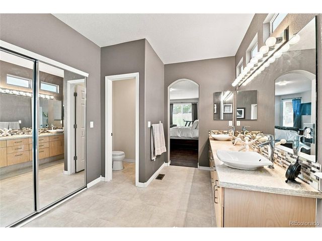 6072 Vacquero Dr, Castle Rock, CO 80108