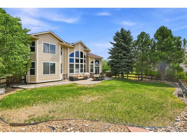 6072 Vacquero Dr, Castle Rock, CO 80108
