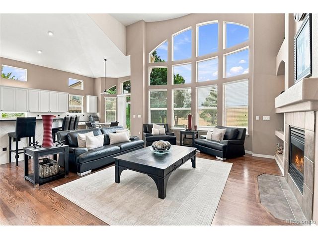 6072 Vacquero Dr, Castle Rock, CO 80108