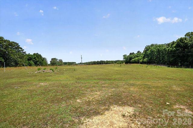 25105 Frick Road, Richfield, NC 28137
