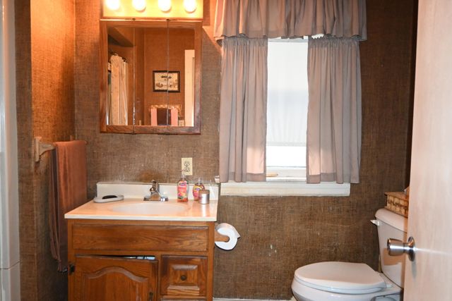 2417 Leahy Street, Muskegon Heights City, MI 49444