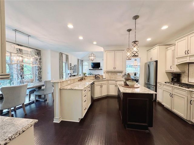 3307 Eagle Watch Drive, Woodstock, GA 30189