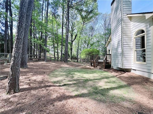 3307 Eagle Watch Drive, Woodstock, GA 30189