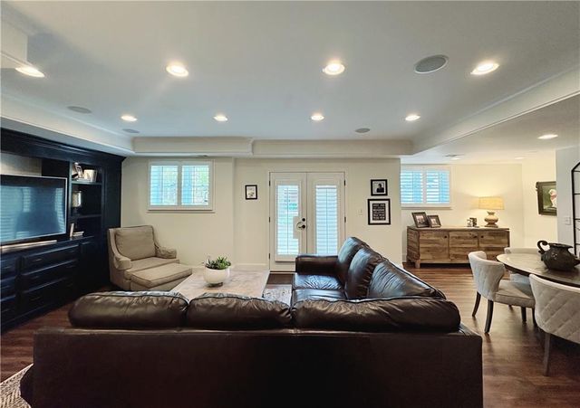 3307 Eagle Watch Drive, Woodstock, GA 30189