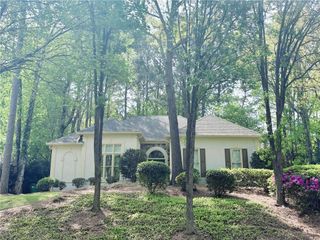 3307 Eagle Watch Drive, Woodstock, GA 30189