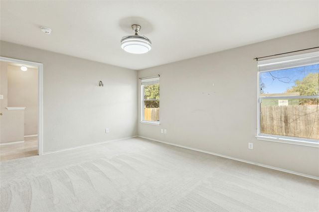 386 Paddington DR, Kyle, TX 78640