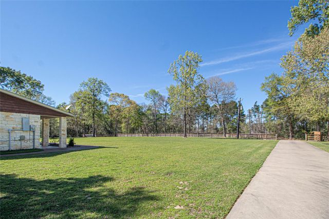 1705 Yarborough Loop, Livingston, TX 77351