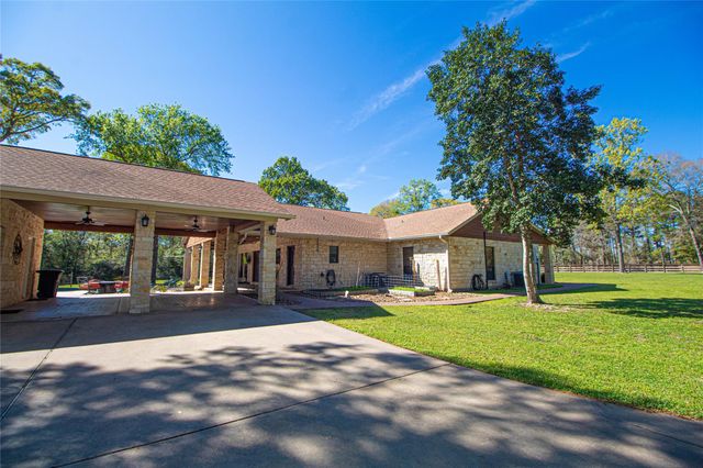 1705 Yarborough Loop, Livingston, TX 77351