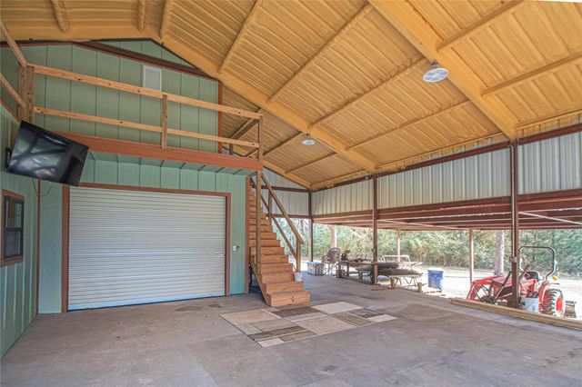 1705 Yarborough Loop, Livingston, TX 77351