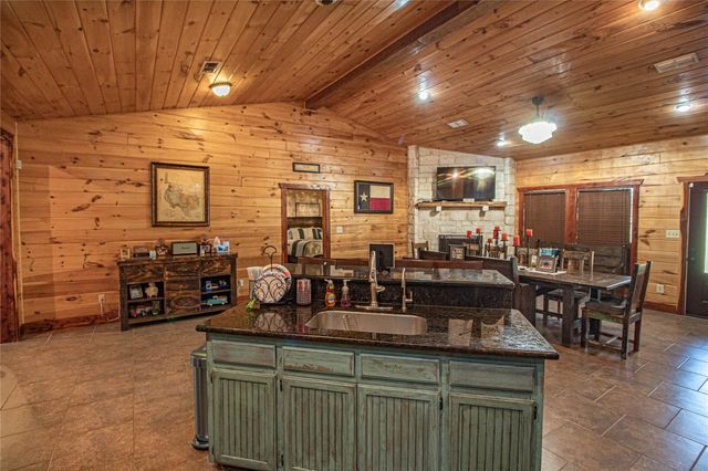 1705 Yarborough Loop, Livingston, TX 77351