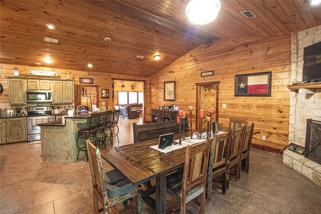 1705 Yarborough Loop, Livingston, TX 77351