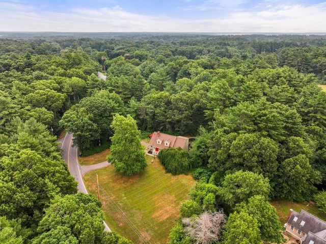 40 Clear Pond Rd, Lakeville, MA 02347