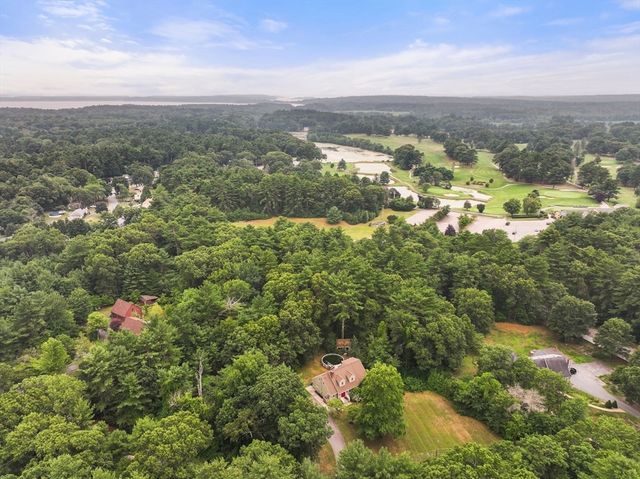 40 Clear Pond Rd, Lakeville, MA 02347