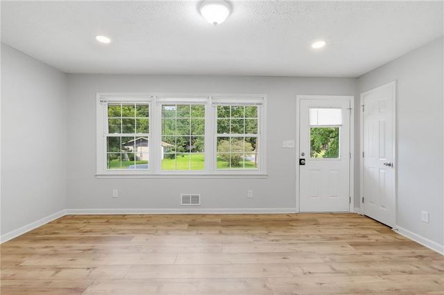 3422 Eisenhower Circle SE, Atlanta, GA 30354