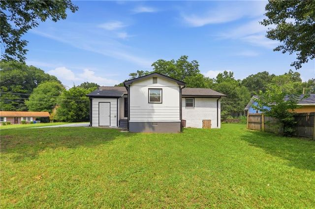3422 Eisenhower Circle SE, Atlanta, GA 30354