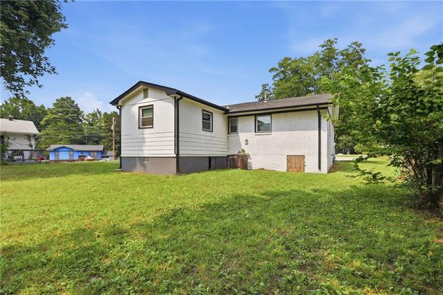 3422 Eisenhower Circle SE, Atlanta, GA 30354