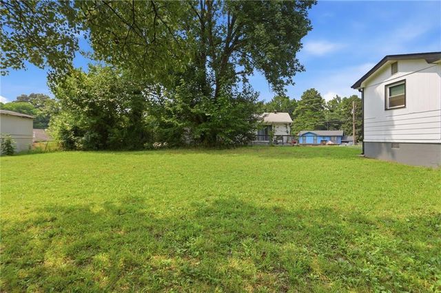 3422 Eisenhower Circle SE, Atlanta, GA 30354