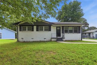 3422 Eisenhower Circle SE, Atlanta, GA 30354