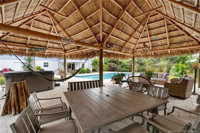 216 SE Flamingo Avenue, Stuart, FL 34996