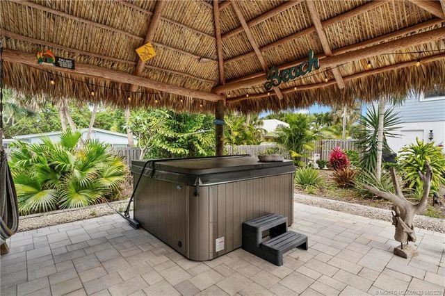 216 SE Flamingo Avenue, Stuart, FL 34996