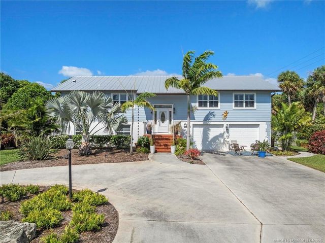 216 SE Flamingo Avenue, Stuart, FL 34996