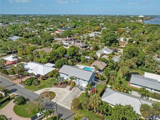 216 SE Flamingo Avenue, Stuart, FL 34996