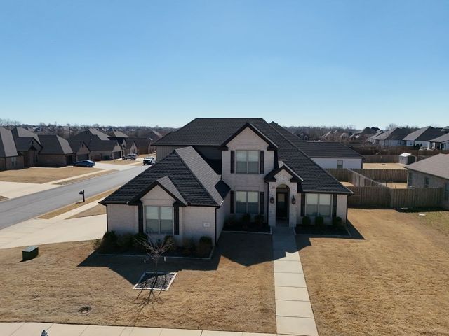1351 Little Osage Lane, Bentonville, AR 72713