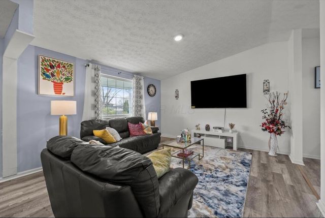 2645 Blue Rock Boulevard, Grove City, OH 43123