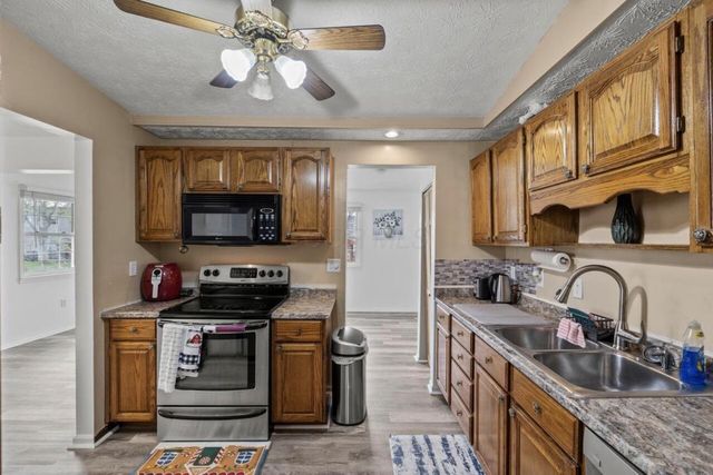 2645 Blue Rock Boulevard, Grove City, OH 43123