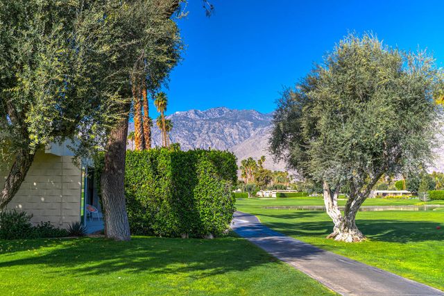 120 Eastlake Drive, Palm Springs, CA 92264