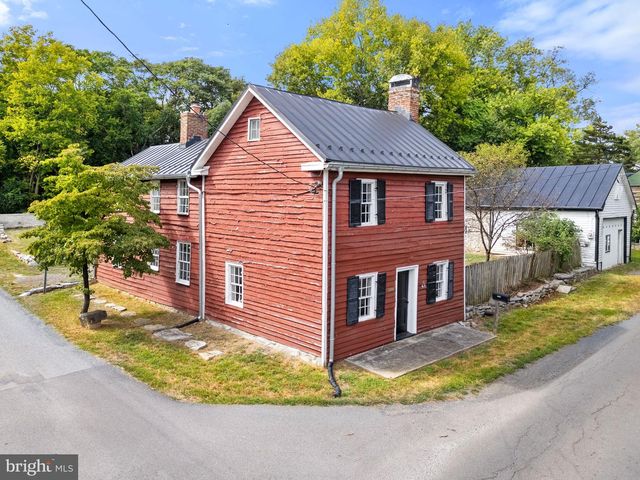 7379 QUEEN ST, Middleway, WV 25430
